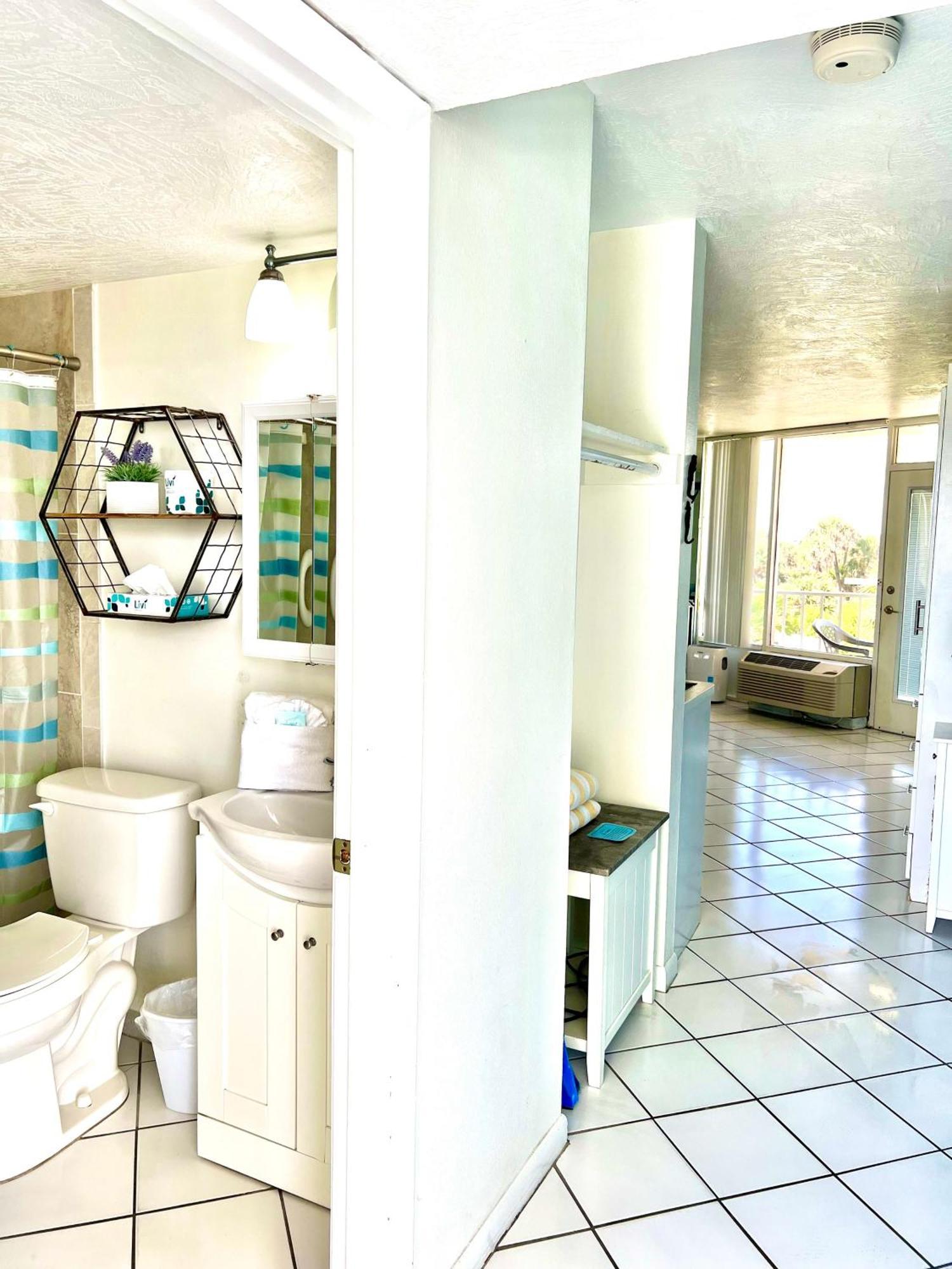Beach Happy - Ocean View At Symphony Beach Club Ormond Beach Exteriör bild